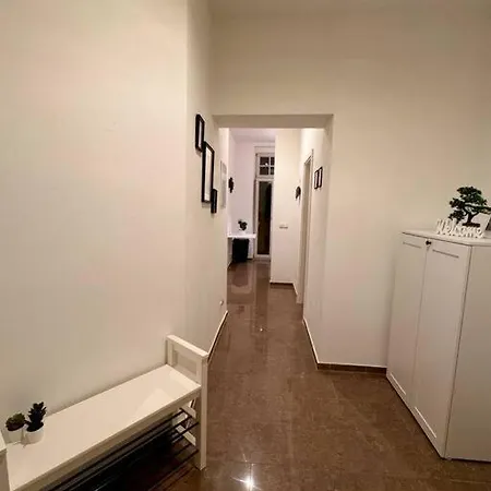 2 Raum Wohnung Direkt Am Suedring Magdeburg Exterior foto