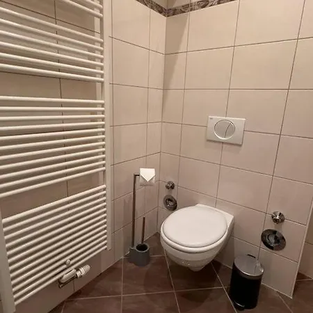 2 Raum Wohnung Direkt Am Suedring Magdeburg Exterior foto