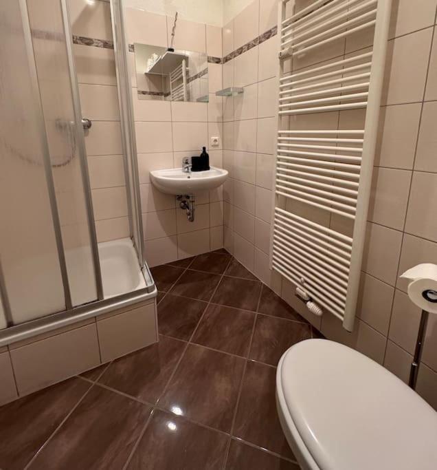 2 Raum Direkt Am Suedring Apartment Magdeburg