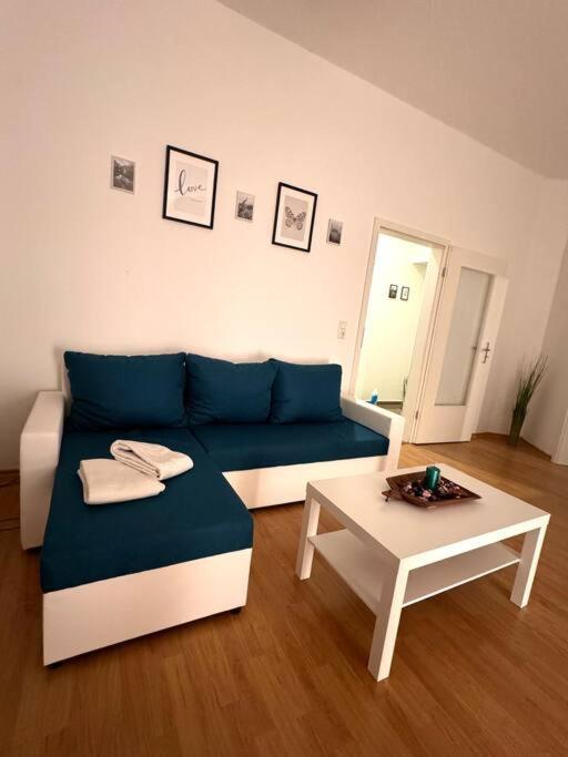 2 Raum Direkt Am Suedring Magdeburg